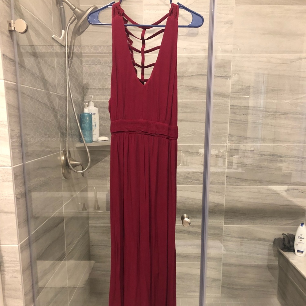 Forever 21 burgundy medium maxi dress nwot